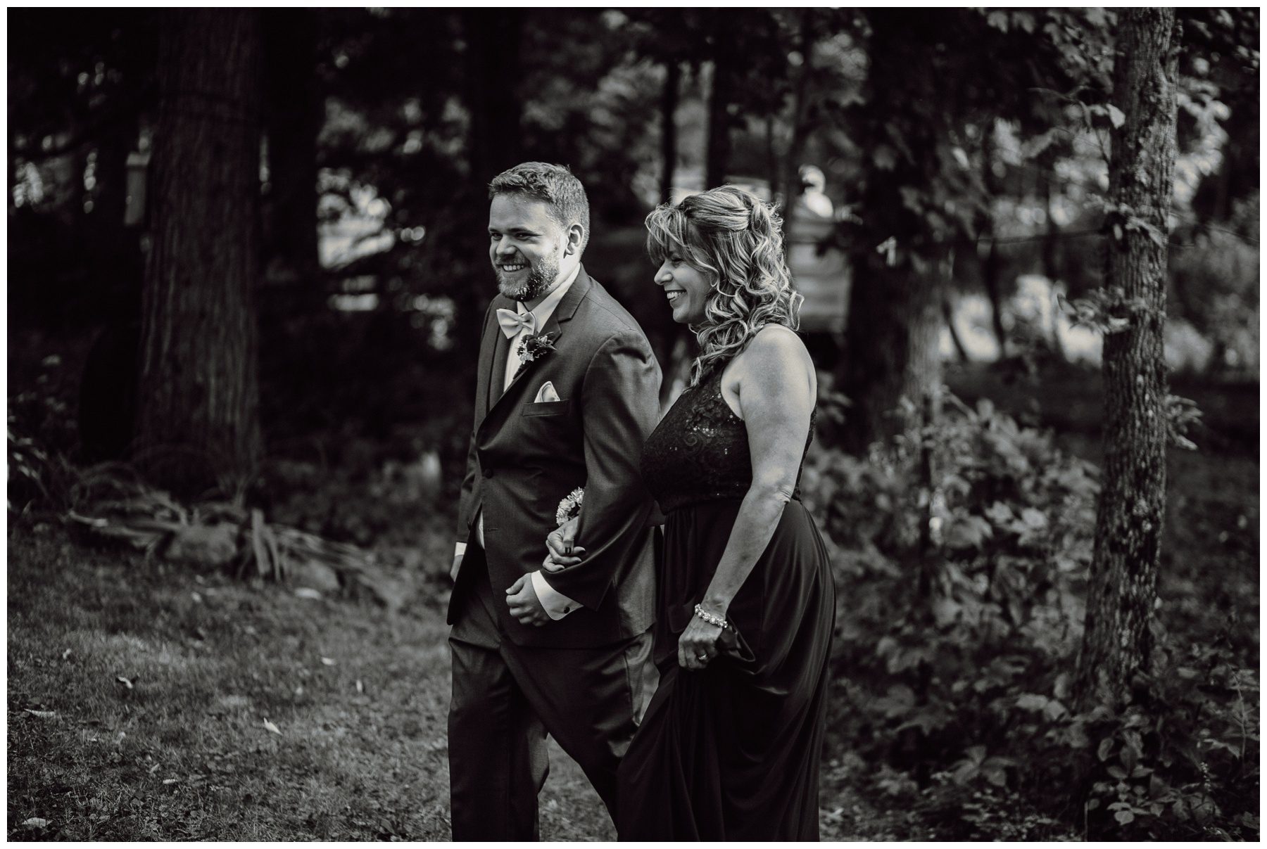 otty lake small cottage bbq wedding covid034.jpg