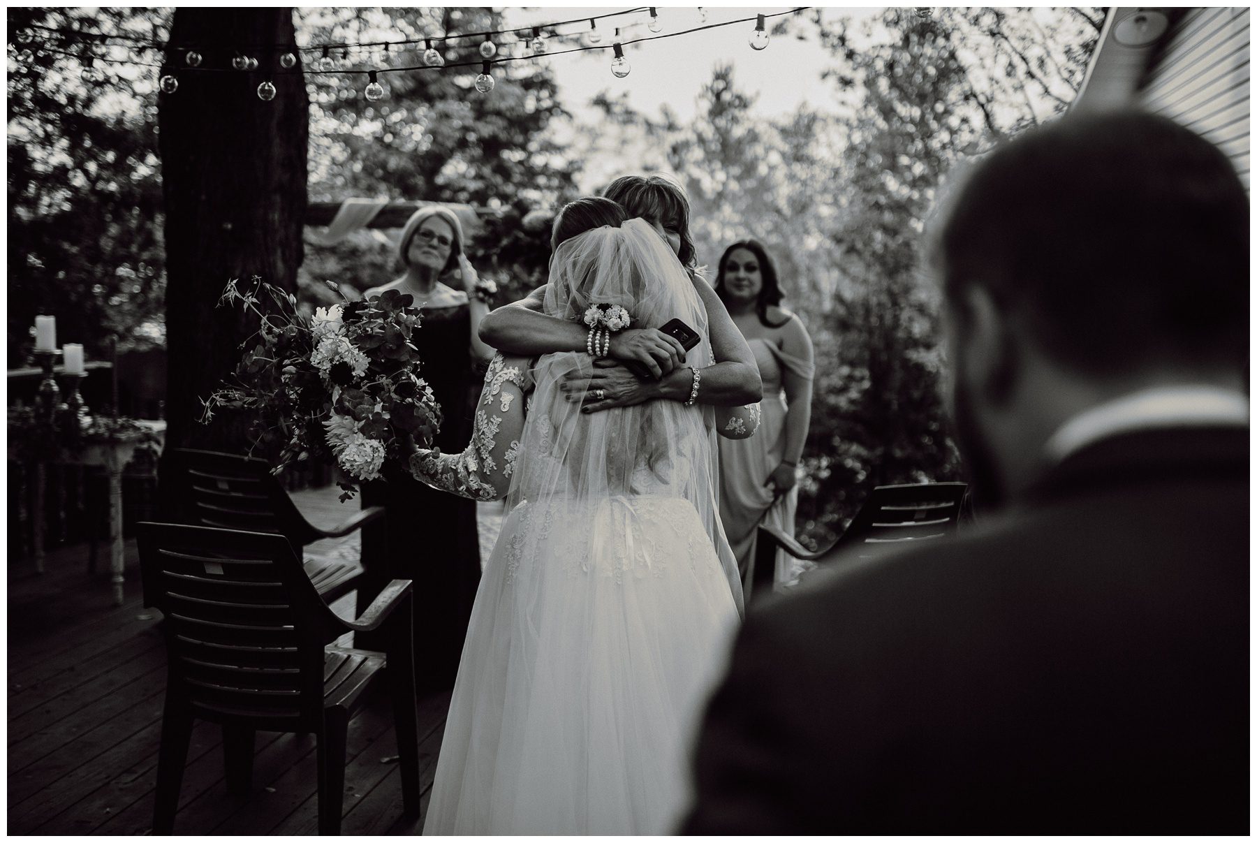 otty lake small cottage bbq wedding covid118.jpg