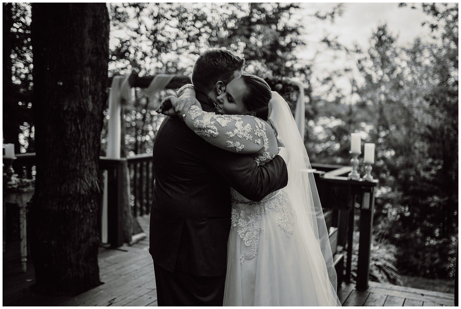 otty lake small cottage bbq wedding covid181.jpg