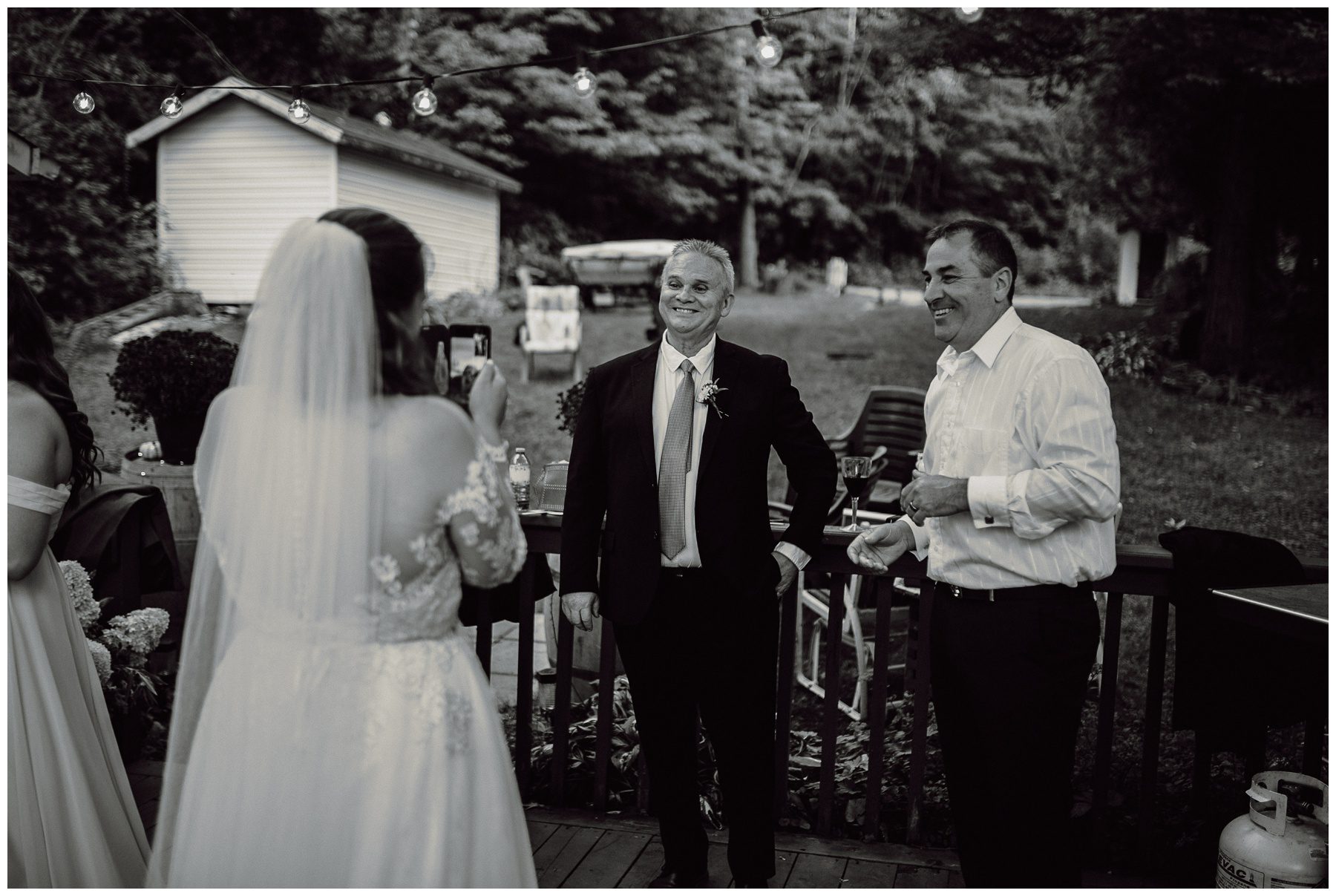 otty lake small cottage bbq wedding covid210.jpg
