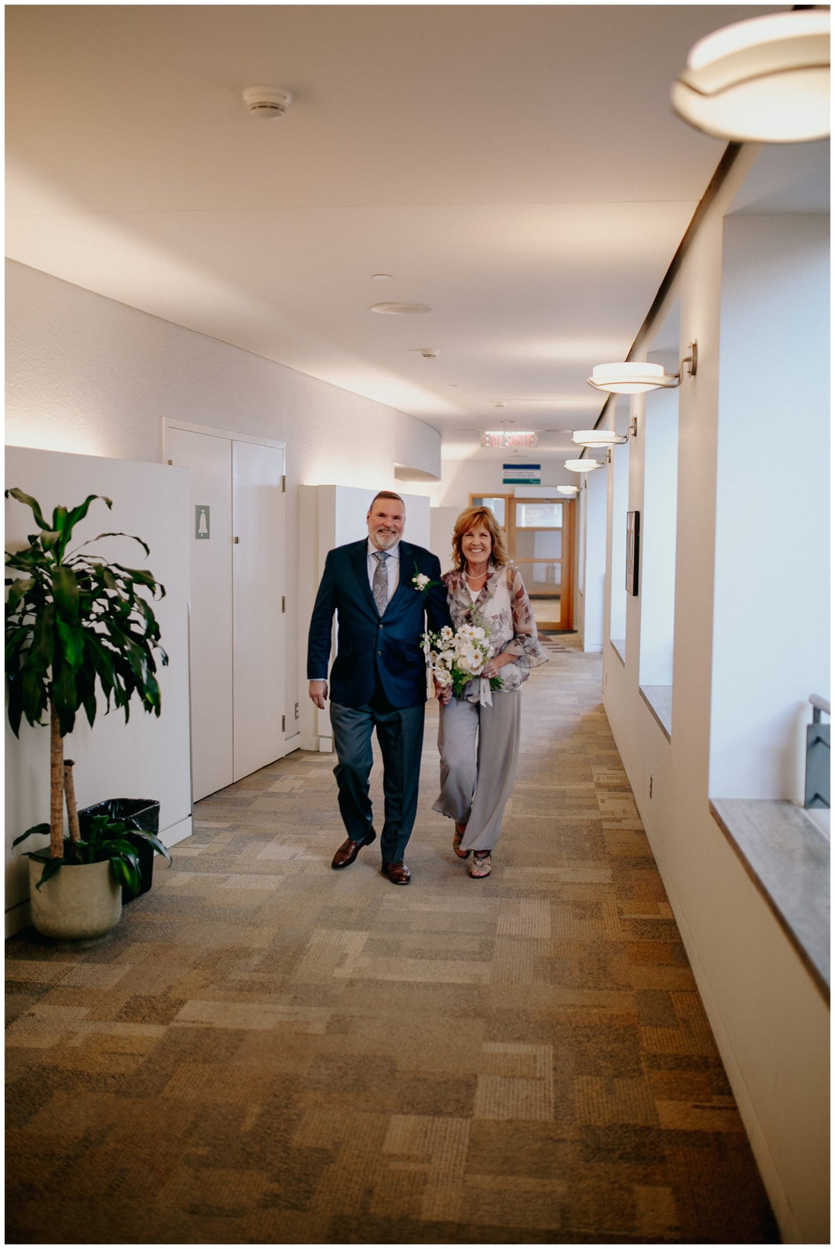 Kerry Ford Photography - ottawa city hall elopement wedding ceremony-28.jpg