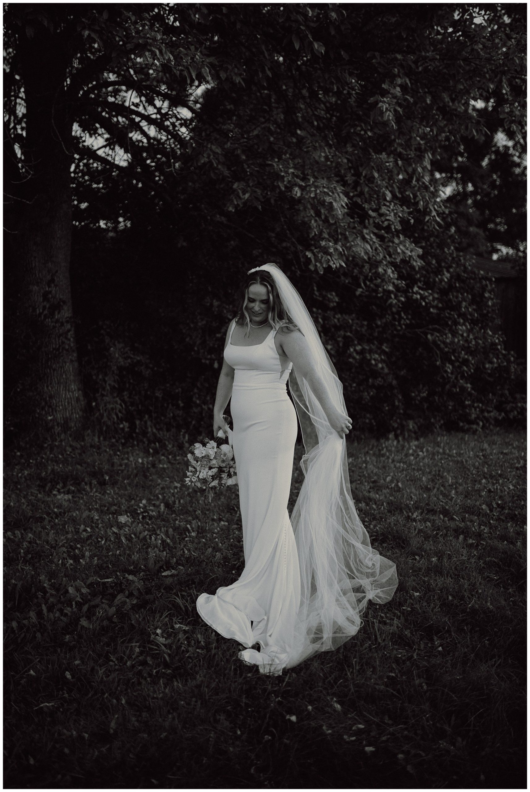 perthontariobackyardsummerwedding-kerryfordphotography-205.jpg perthontariobackyardsummerwedding-kerryfordphotography-205.jpg